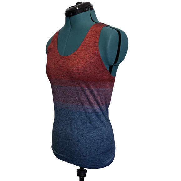 Athleta Relay Tank Top Red/Blue Gradient Ombré Cut Out‎ Racer Back Size Medium - Picture 5 of 8